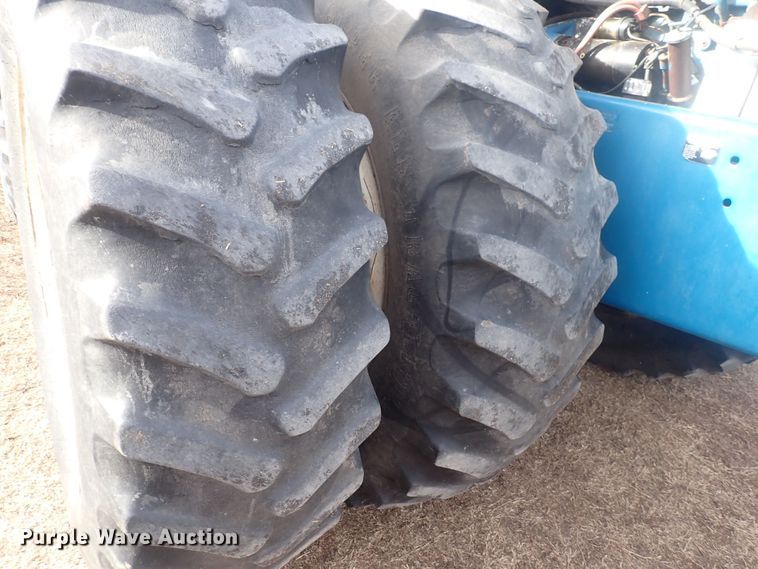 image for item DQ5067 Ford 946 Versatile  4WD tractor