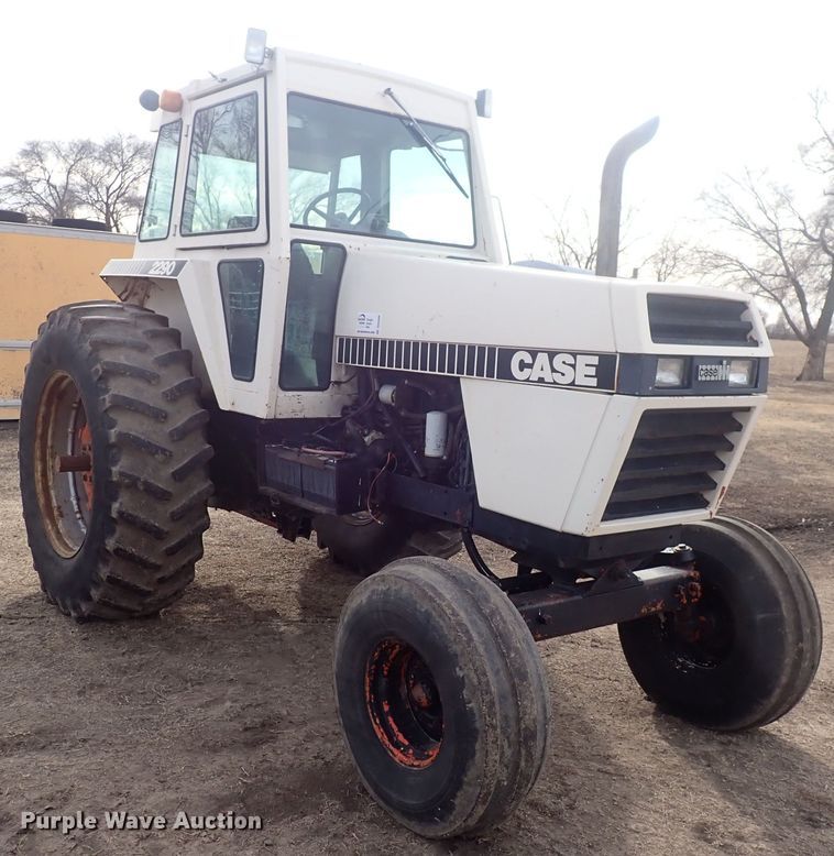 image for item DQ5068 1979 Case 2290  tractor