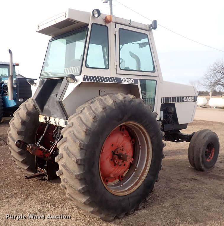 image for item DQ5068 1979 Case 2290  tractor
