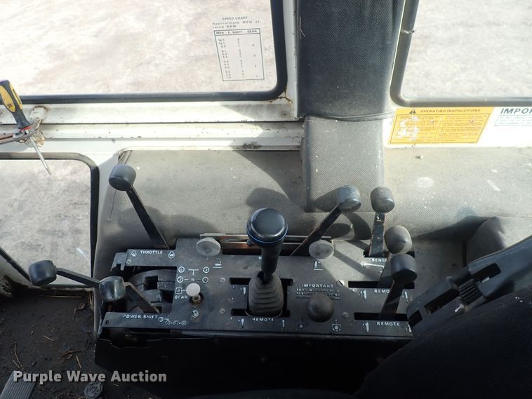 image for item DQ5068 1979 Case 2290  tractor