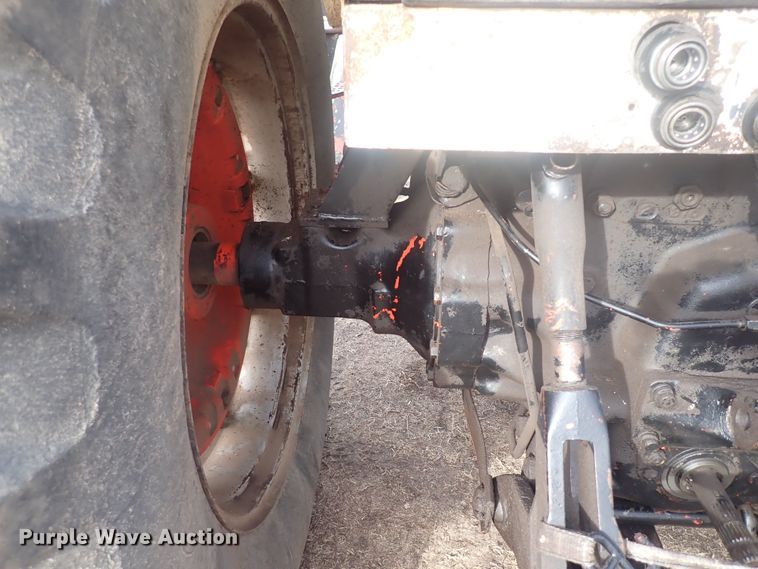 image for item DQ5068 1979 Case 2290  tractor