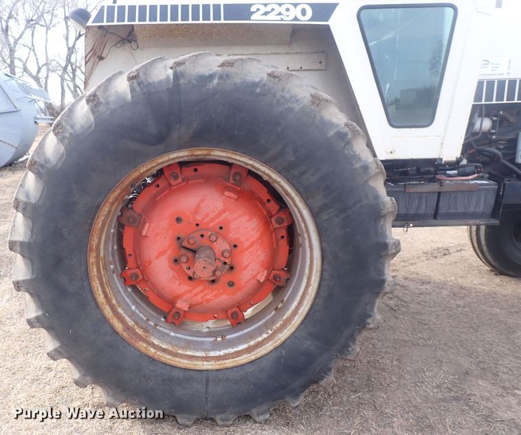 image for item DQ5068 1979 Case 2290  tractor