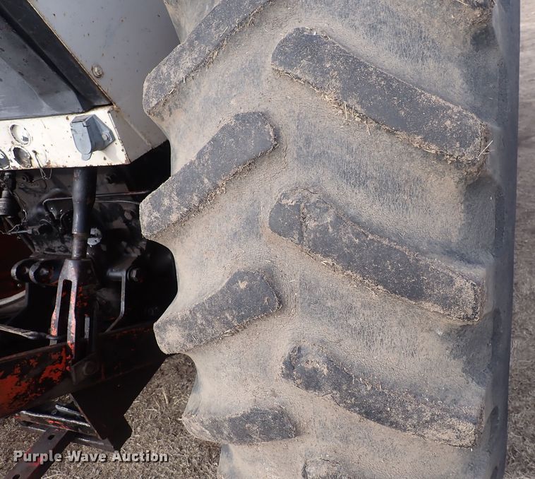 image for item DQ5068 1979 Case 2290  tractor