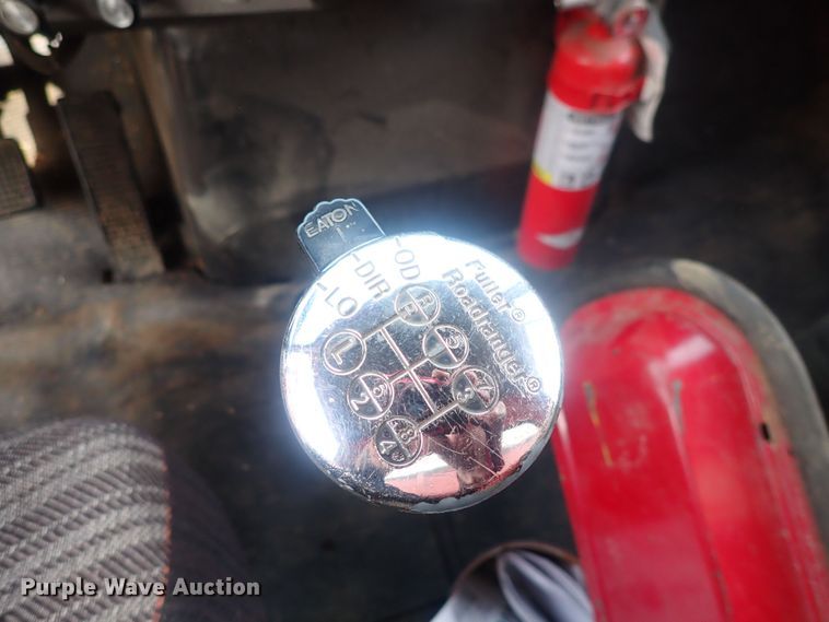 image for item DQ5071 1973 Ford  grain truck