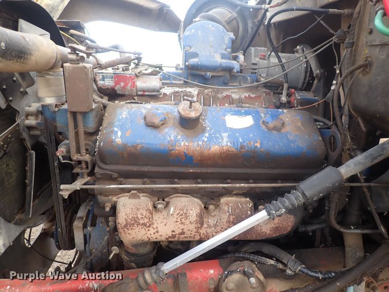 image for item DQ5071 1973 Ford  grain truck