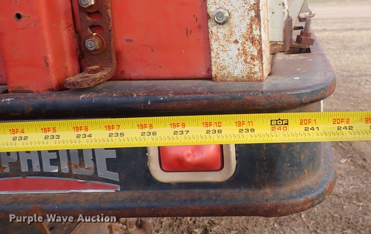 image for item DQ5071 1973 Ford  grain truck