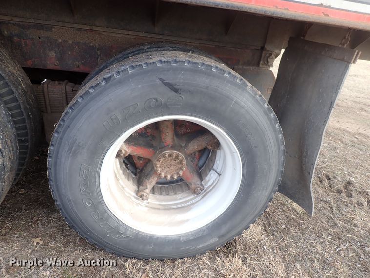 image for item DQ5071 1973 Ford  grain truck