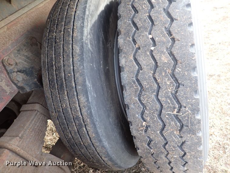 image for item DQ5071 1973 Ford  grain truck