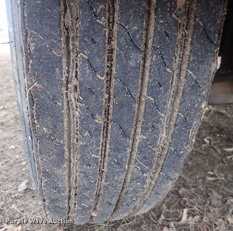 image for item DQ5071 1973 Ford  grain truck