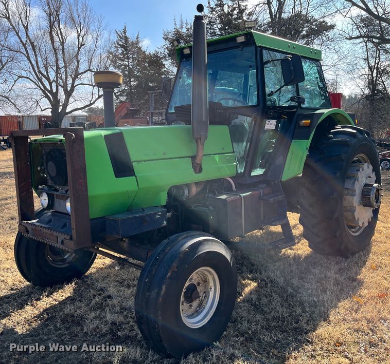 image for item DQ5094 1986 Deutz Allis 7145  tractor