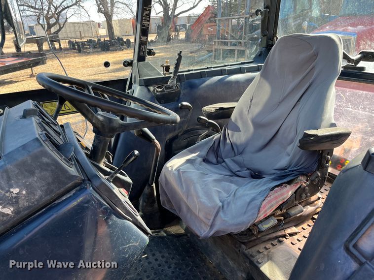 image for item DQ5094 1986 Deutz Allis 7145  tractor