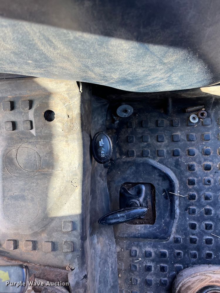 image for item DQ5094 1986 Deutz Allis 7145  tractor