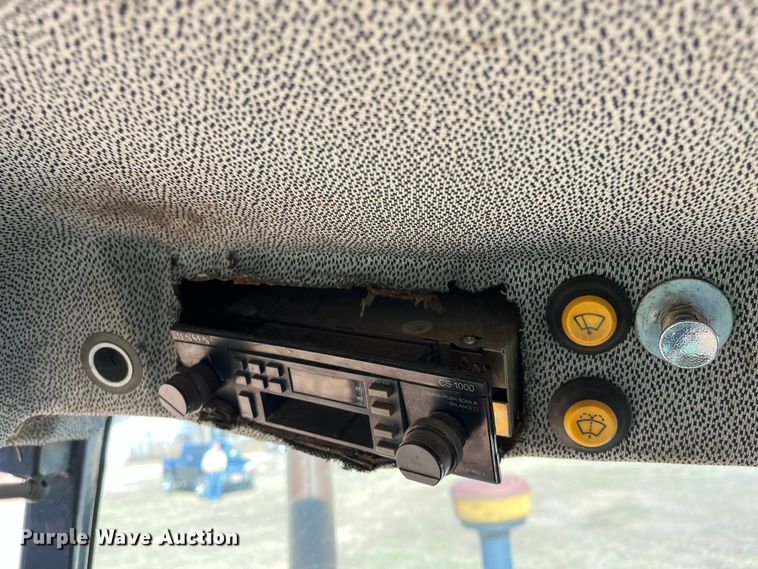 image for item DQ5094 1986 Deutz Allis 7145  tractor