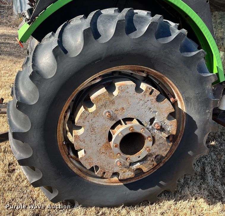 image for item DQ5094 1986 Deutz Allis 7145  tractor