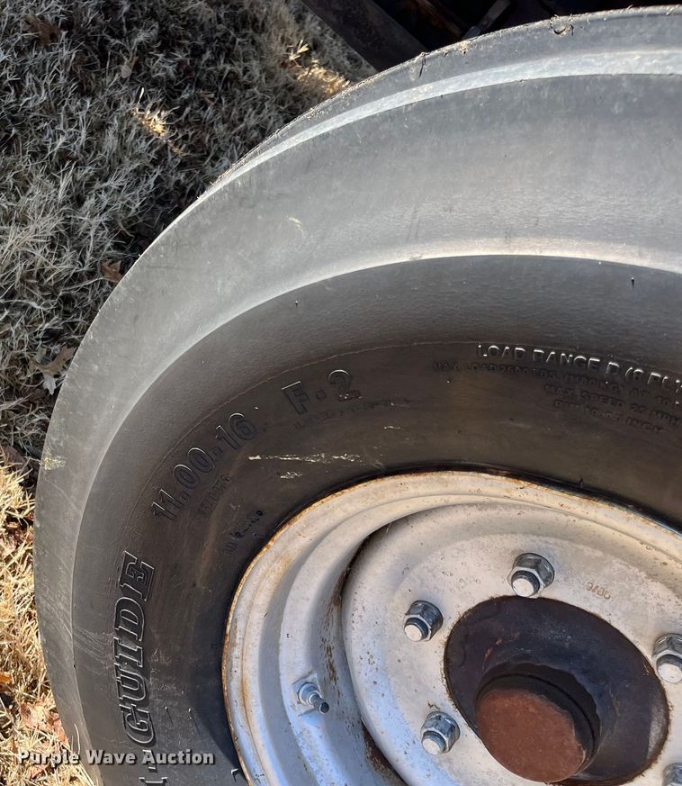 image for item DQ5094 1986 Deutz Allis 7145  tractor