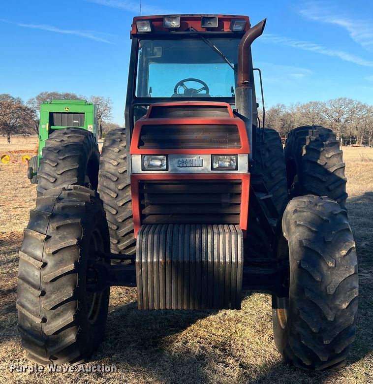 image for item DS2700 Case 3594  MFWD tractor