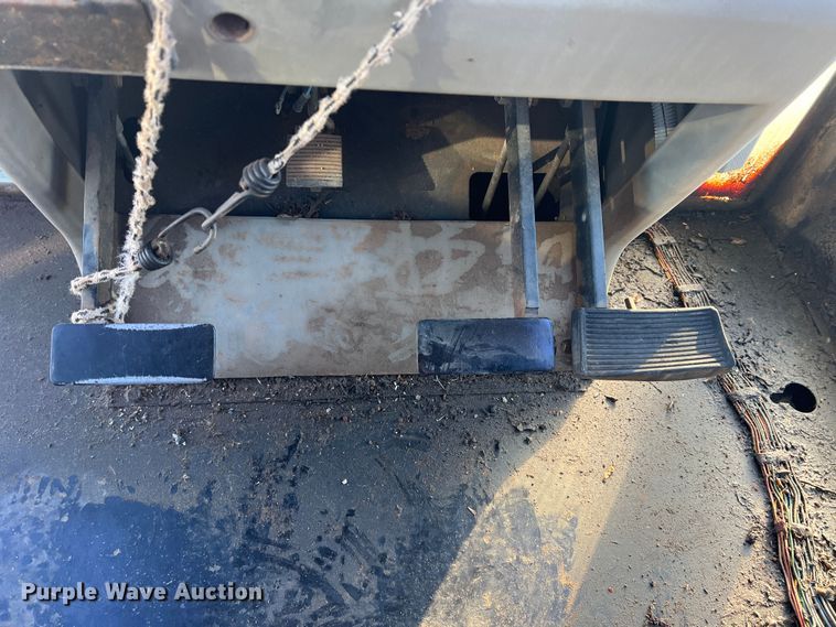 image for item DS2700 Case 3594  MFWD tractor