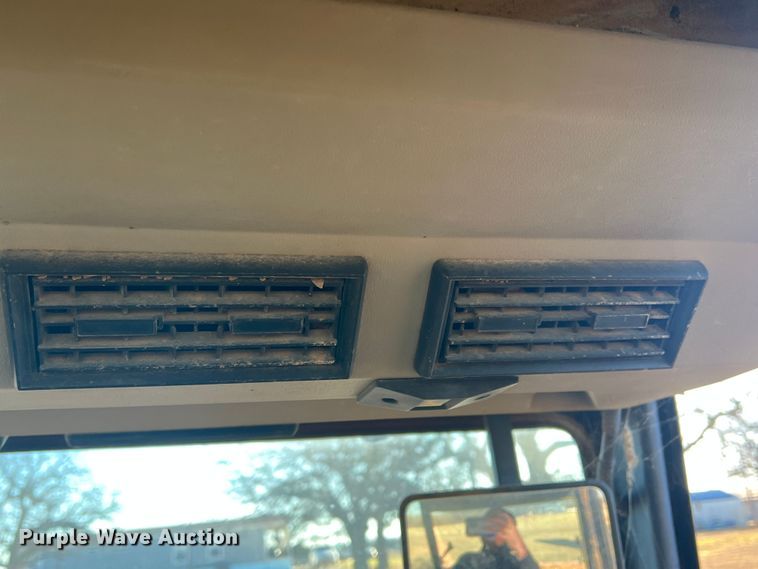 image for item DS2700 Case 3594  MFWD tractor