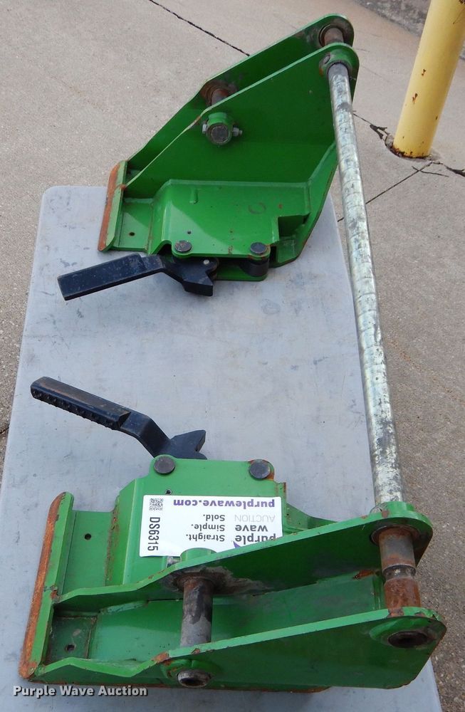 image for item DS6315 John Deere  tractor loader to skid steer adapter