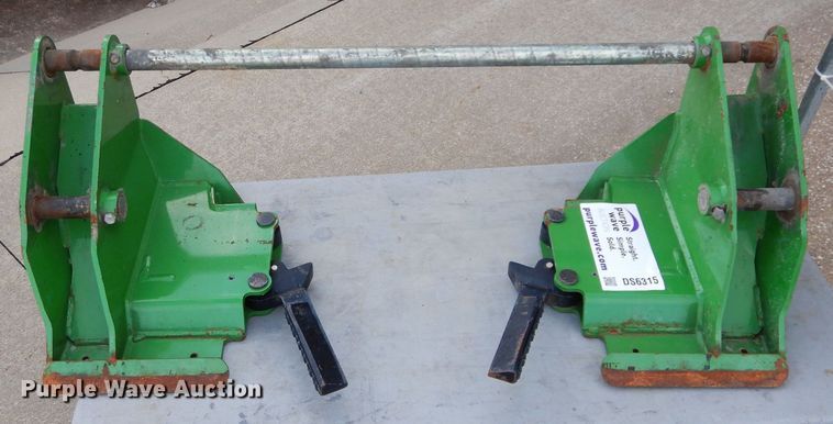 image for item DS6315 John Deere  tractor loader to skid steer adapter