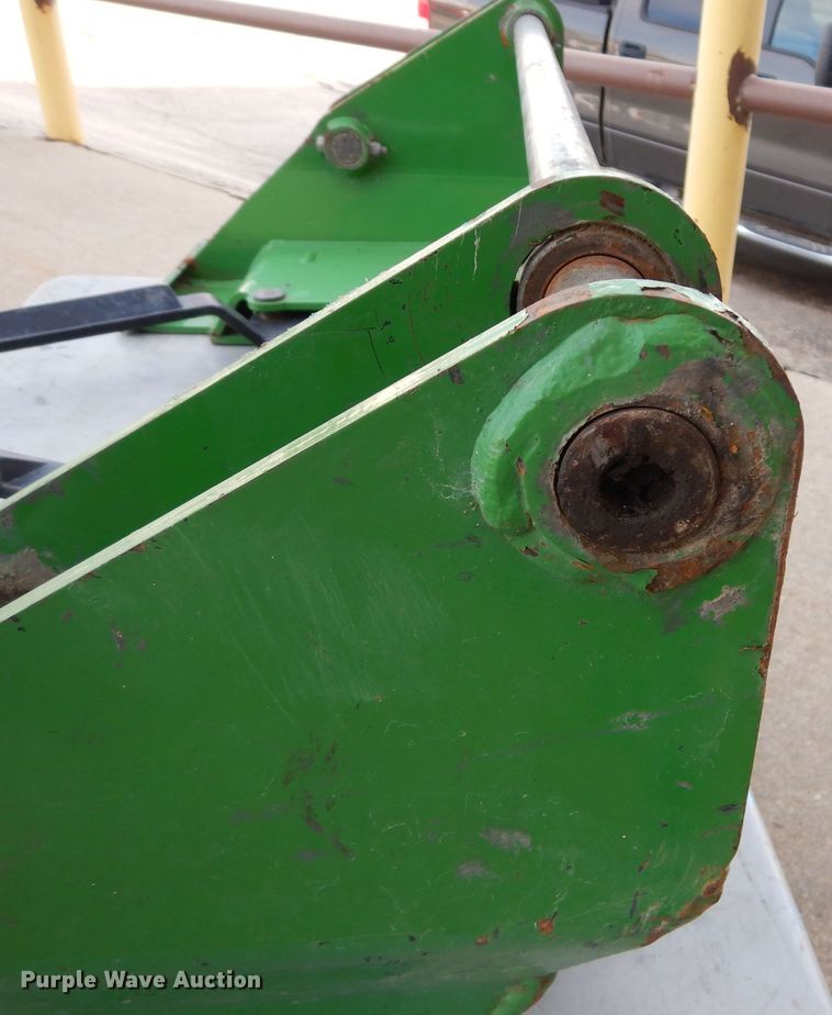 image for item DS6315 John Deere  tractor loader to skid steer adapter
