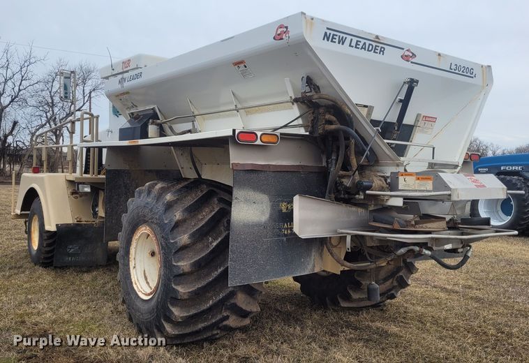 image for item EB9750 Tyler Titan 4300  applicator