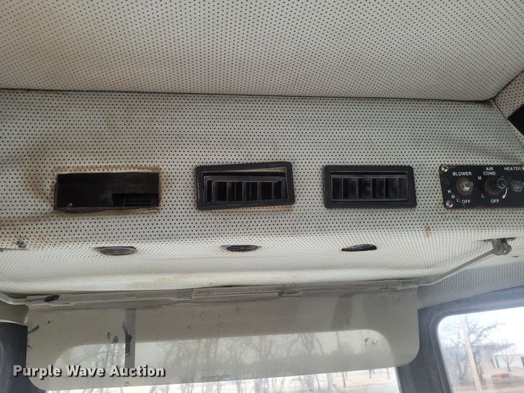 image for item EB9750 Tyler Titan 4300  applicator