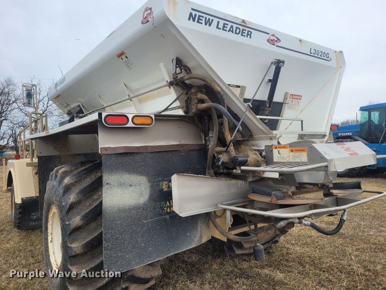 image for item EB9750 Tyler Titan 4300  applicator