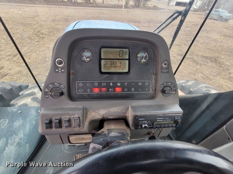 image for item EB9751 1994 Ford 9680  4WD tractor