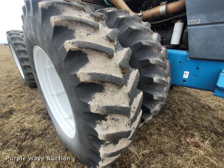 image for item EB9751 1994 Ford 9680  4WD tractor