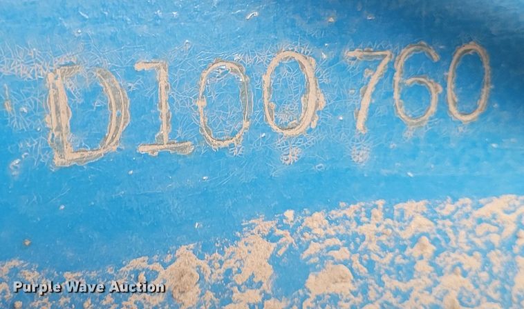 image for item EB9751 1994 Ford 9680  4WD tractor