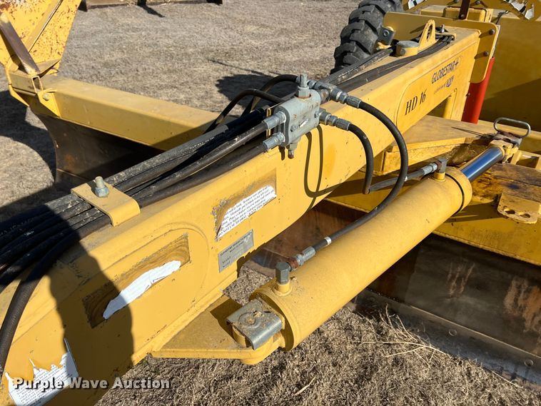 image for item ID9391 Globestar HD16  grader