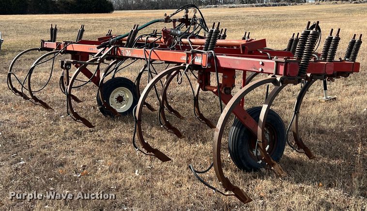 image for item ID9397 Case IH 5700  NH3 applicator