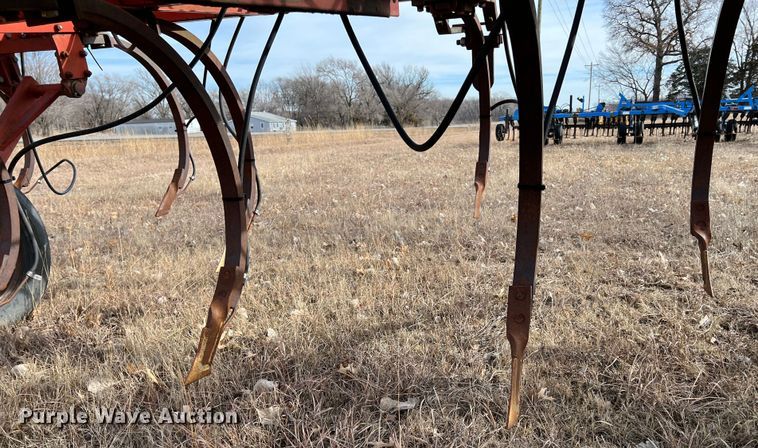 image for item ID9397 Case IH 5700  NH3 applicator