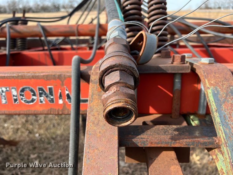 image for item ID9397 Case IH 5700  NH3 applicator