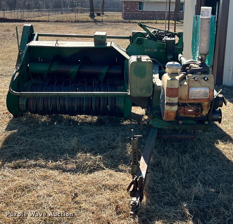 image for item ID9422 John Deere 214WS  small square baler