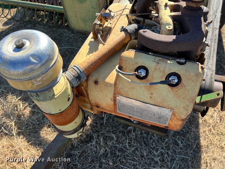 image for item ID9422 John Deere 214WS  small square baler