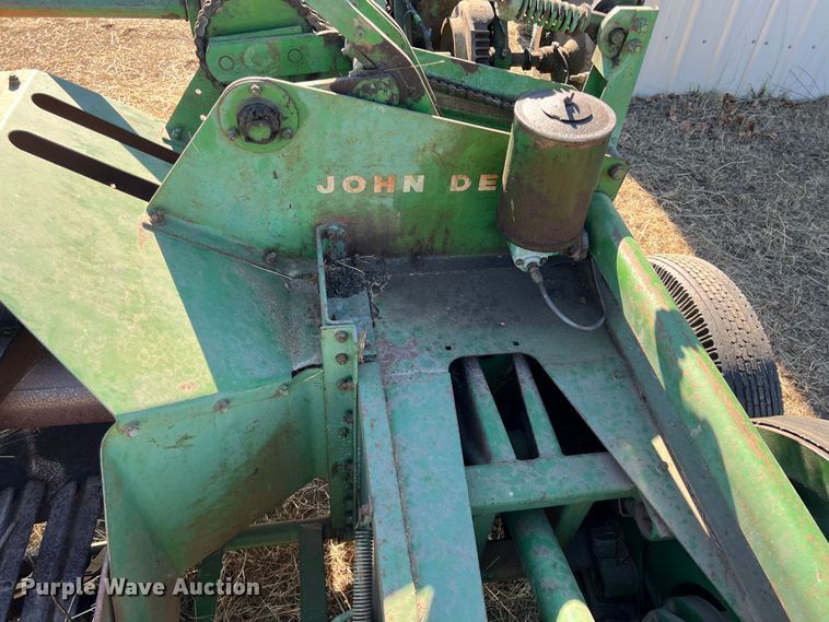 image for item ID9422 John Deere 214WS  small square baler