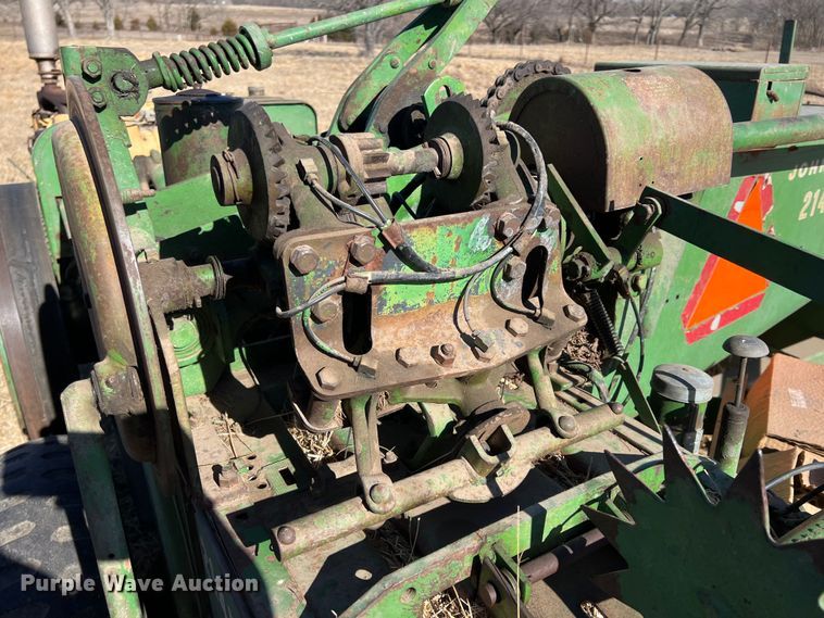 image for item ID9422 John Deere 214WS  small square baler