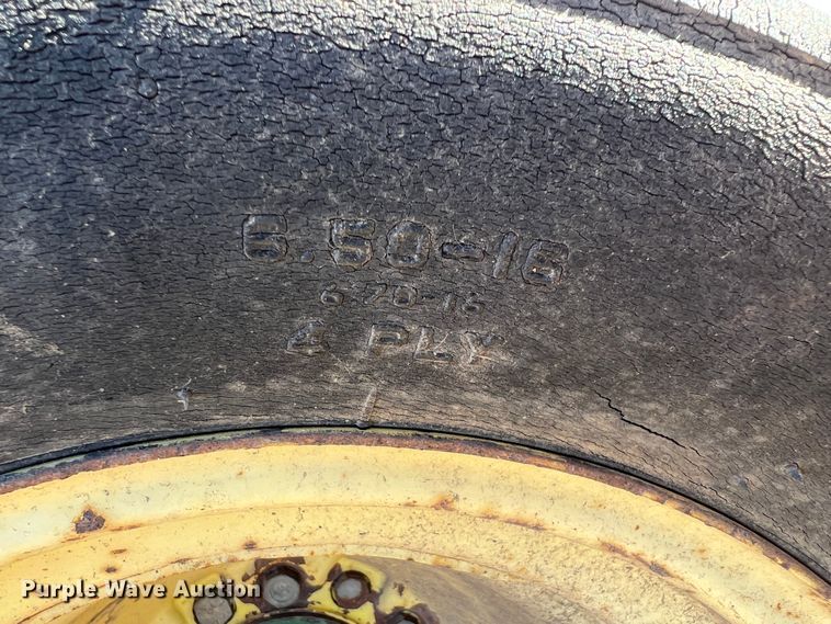 image for item ID9422 John Deere 214WS  small square baler