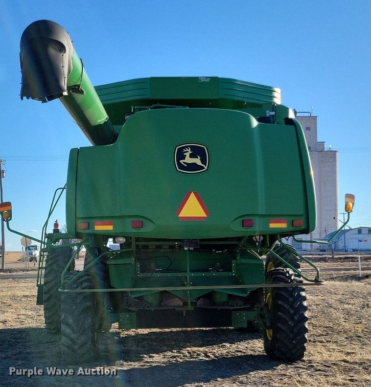 image for item LG9463 2009 John Deere 9770 STS  combine