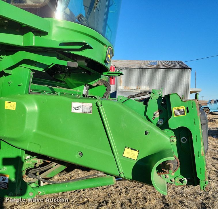 image for item LG9463 2009 John Deere 9770 STS  combine
