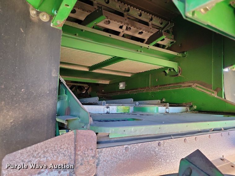 image for item LG9463 2009 John Deere 9770 STS  combine