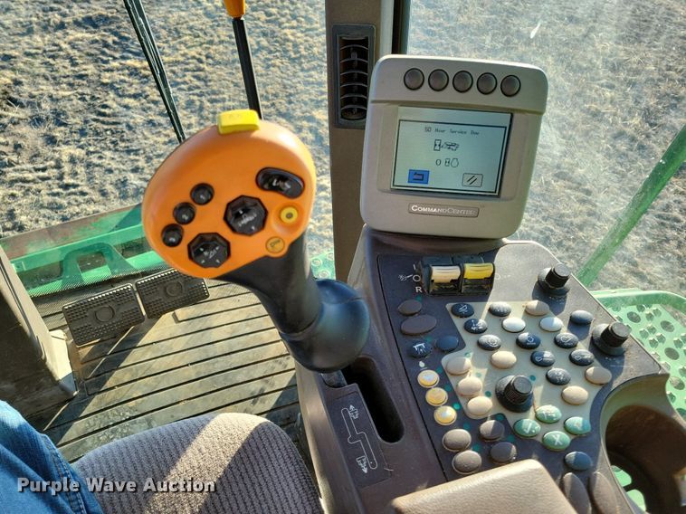 image for item LG9463 2009 John Deere 9770 STS  combine