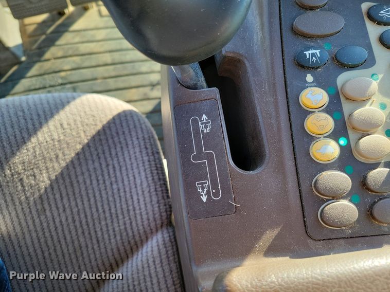 image for item LG9463 2009 John Deere 9770 STS  combine