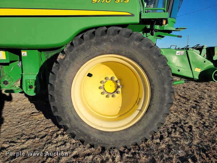 image for item LG9463 2009 John Deere 9770 STS  combine