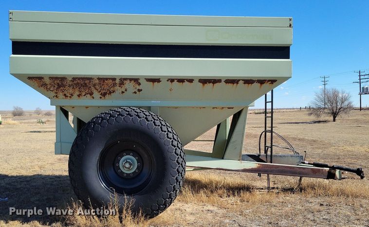 image for item LG9465 Orthman 608-000  grain cart
