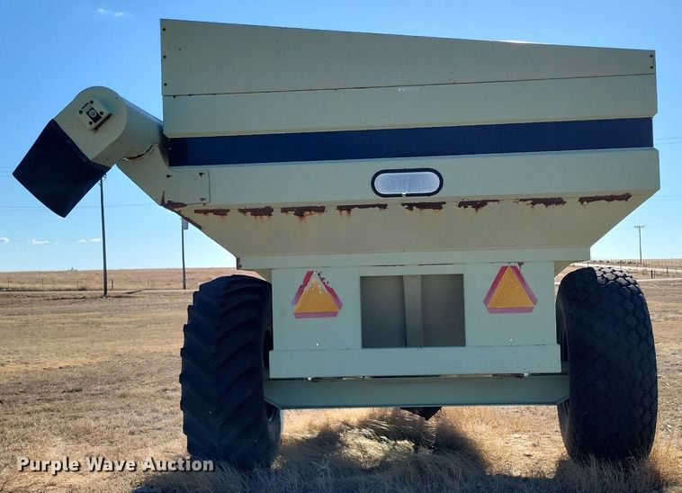 image for item LG9465 Orthman 608-000  grain cart