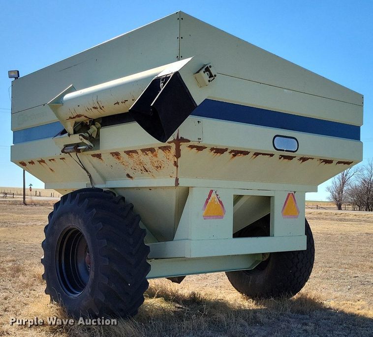 image for item LG9465 Orthman 608-000  grain cart