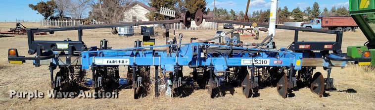 image for item LG9466 DMI 5310  strip-till